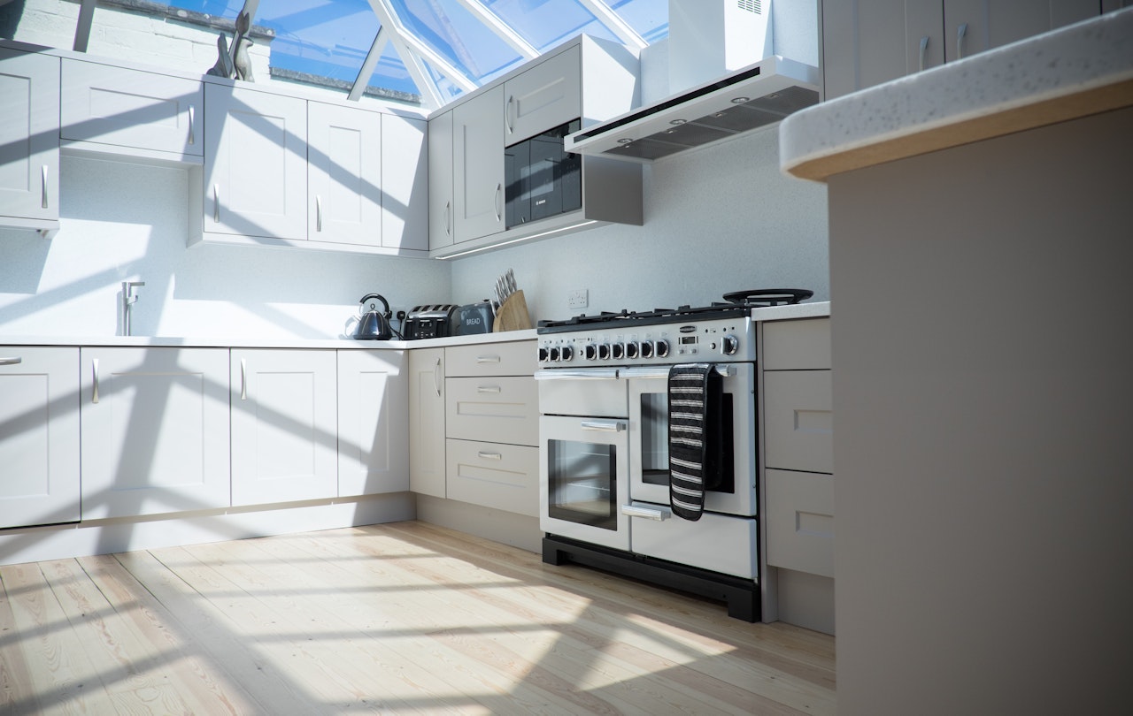 Hensman_oakgrain_mussel_seamless_composite_splashback_007